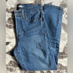 Levi's Wedgie Fit Skinny Jeans Sun Devil Mid Size 27